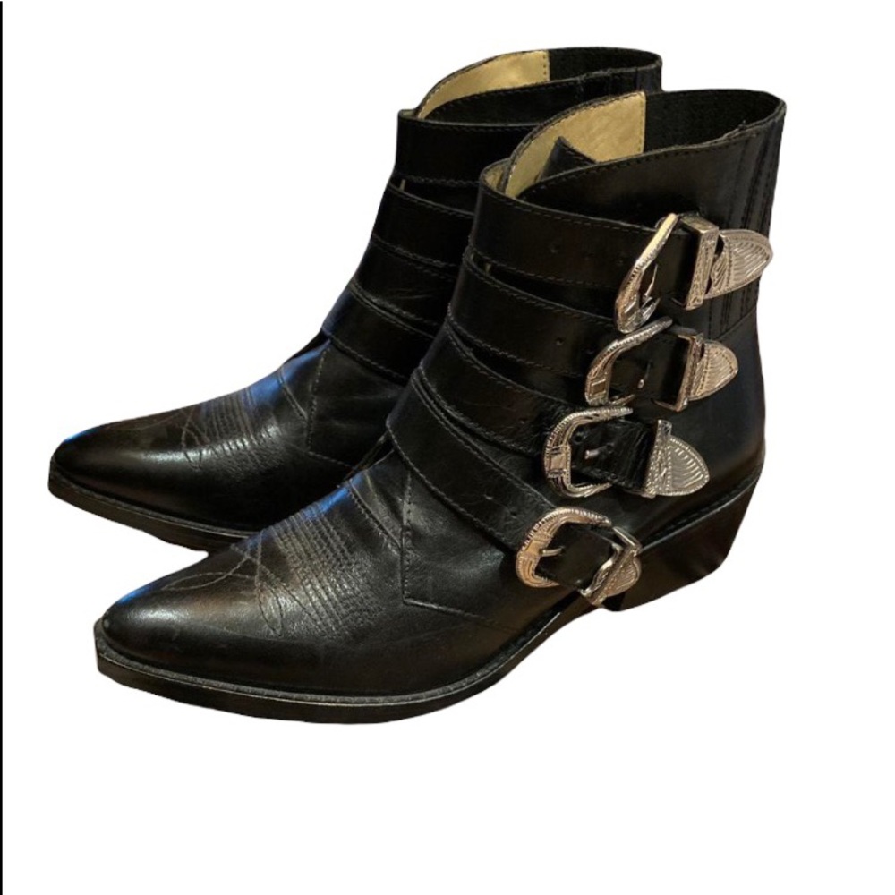 Like new Toga Pulla black leather 4 buckle western boot. Size 36(6 US)
